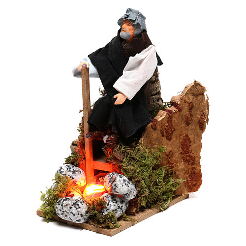 Pastor perto da fogueira com luz terracota e plástico para presépio com figuras de 12 cm de altura média 2
