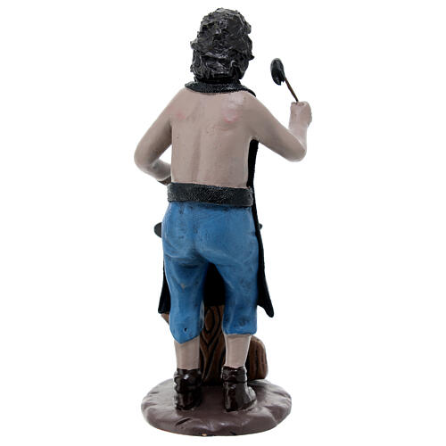 Resin blacksmith for 16 cm nativity scene 4