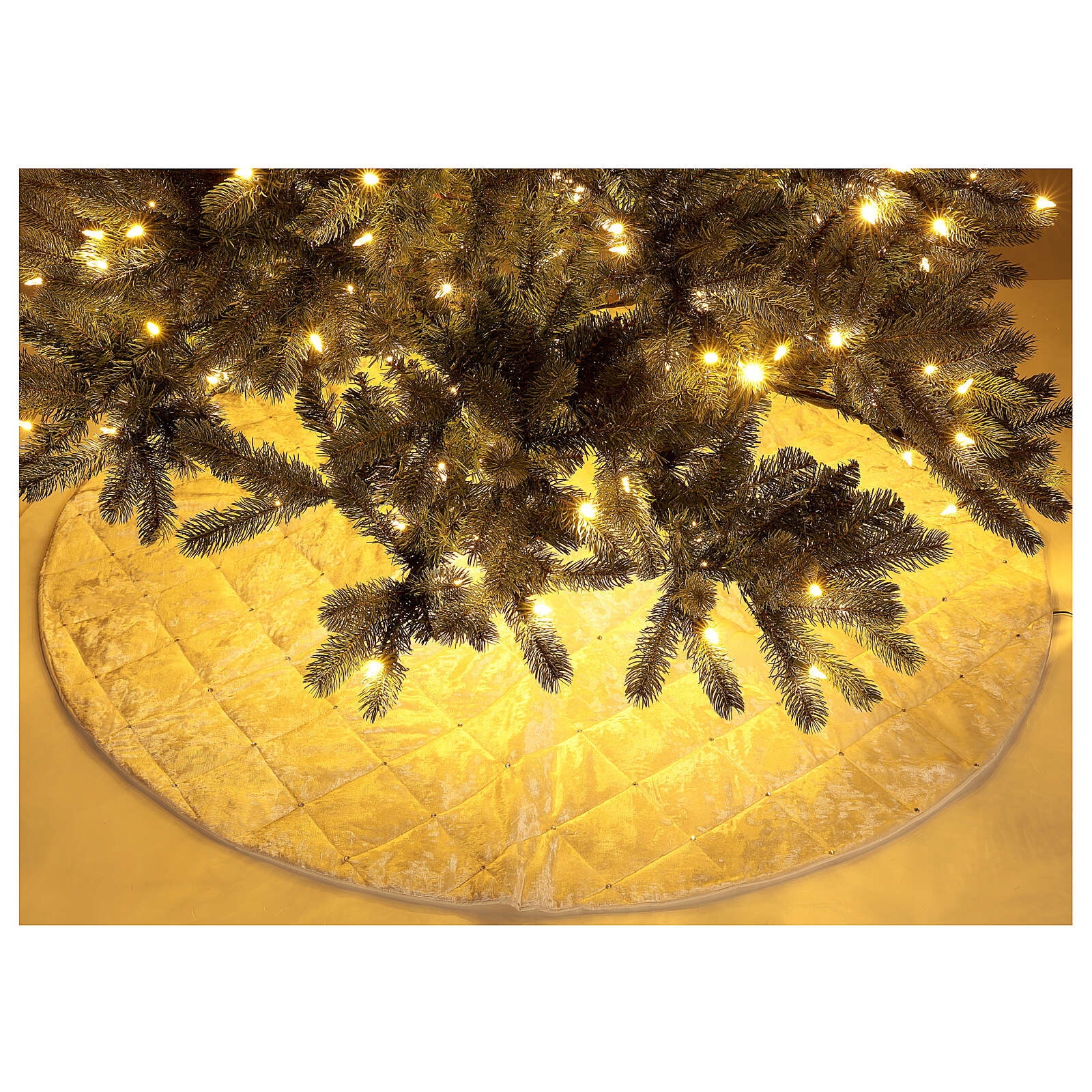 White Christmas Tree Skirt