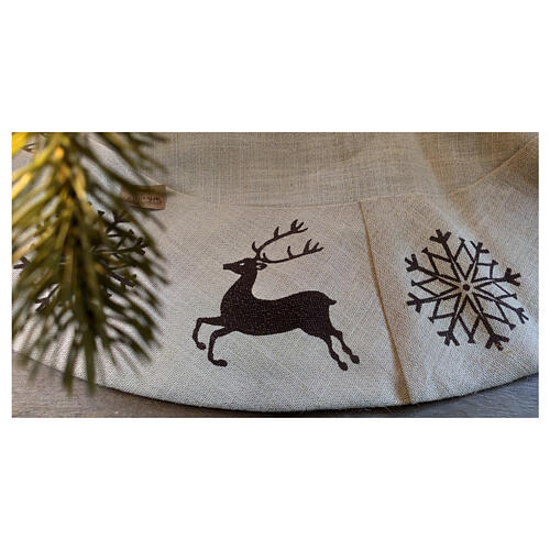 Jute Christmas tree skirt with reindeers and snowflakes, 140 cm 4