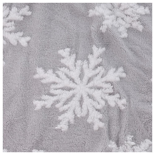 Christmas tree skirt with snowflakes, white and grey, 40 in 4