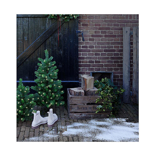 Weihnachtsbaum, künstlich – 90 × 52 cm, zum Einsetzen in einen Topf, mit 80 LEDs, Solarbetrieb 4