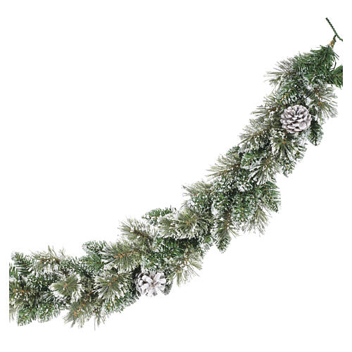 Victoria frosted-effect indoor Christmas garland, 105 in 4
