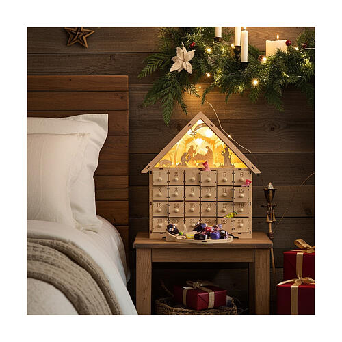Adventskalender als Haus Weihnachtsgeschichte, 40x30x10 cm 2
