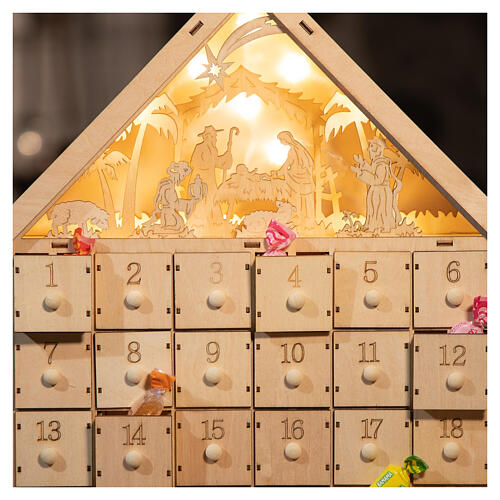 Calendrier 40x30x10 cm scène Nativité avec lumières 3