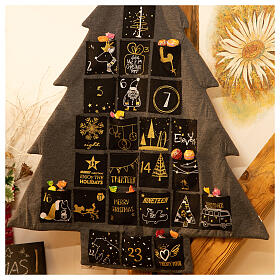 Calendário do Advento árvore estilizada cinzenta com bolsos decorados, preto, ouro e branco, altura 80 cm