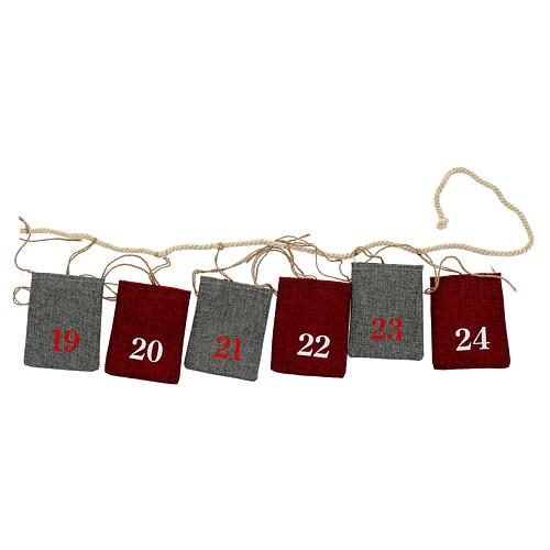 Calendário do Advento sacos de tecido cinzentos e vermelhos 10x12 cm 4
