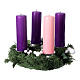 Set, Adventskranz mit Zapfen und weißen Beeren, Kerzenhalter und zylinderförmige glänzende Kerzen, 35 cm Durchmesser s4
