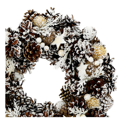 Adventskranz mit Zapfen, Trockenblumen, Perlen und Dekosternen, Schnee-Effekt, 35 cm 2