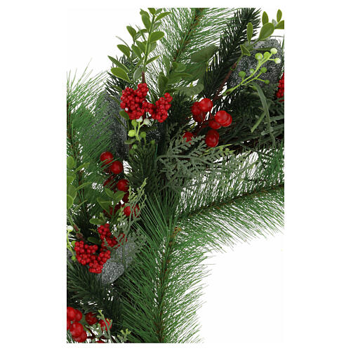 Adventskranz aus künstlichen Tannen- und Eukalyptuszweigen sowie roten Beeren, 60 cm 3