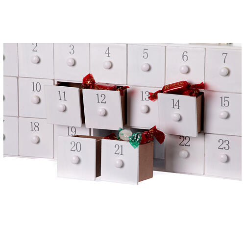Adventskalender aus weiß lackiertem MDF mit Dekor – 30 × 10 × 45 cm 4