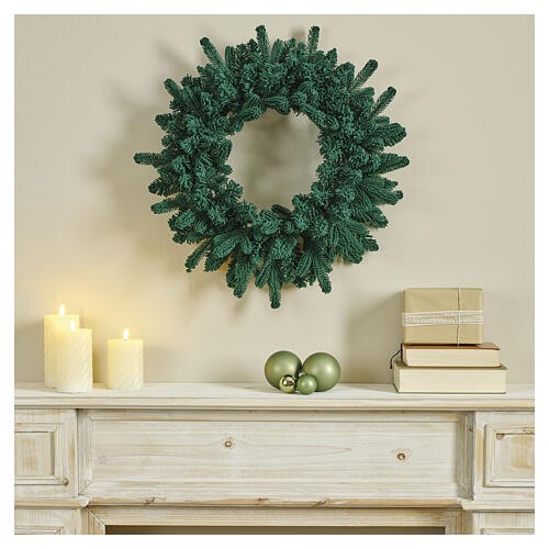 Corona natalizia Emerald innevata per interno 50 cm 2