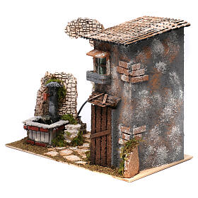 Hütte mit Brunnen und Pumpe für Krippe, 25x35x20 cm