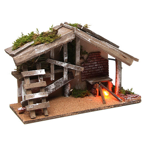 Szopka z drewna z piecem, 25x35x15 cm 3