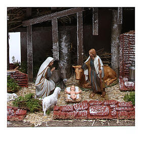 Heuboden mit Heiligen Familie und Schafen 25x50x25cm