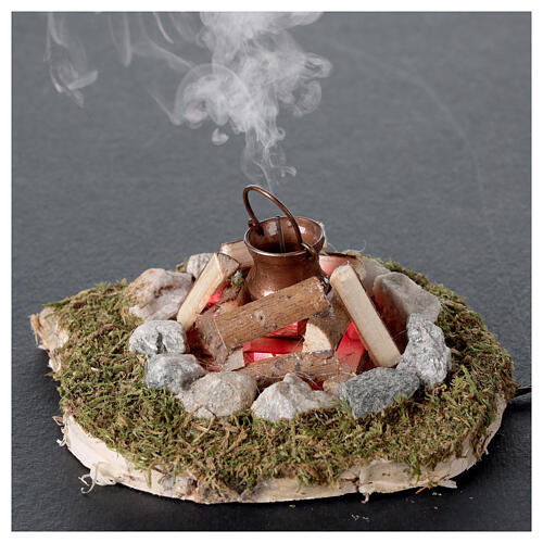 Campfire with pot, flickering light and smoke machine for 8cm Nativity Scenes 2