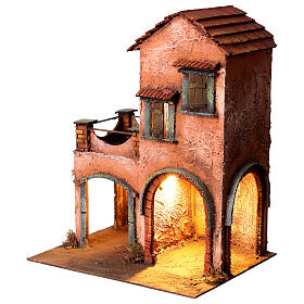 Budynek mieszkalny dwupiętrowy, ze stajenkami, tarasem i zadaszeniem, 40x35x20 cm, szopka neapolitańska