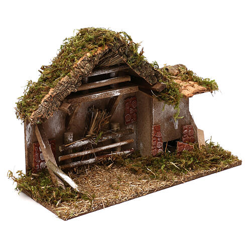 Stable with fountain and hay, 10 cm nativity 3