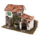House with fountain for Nativity scene 20x30x20 cm s2
