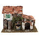 Miniature rustic house with fountain for nativity, 20x30x20 cm s1