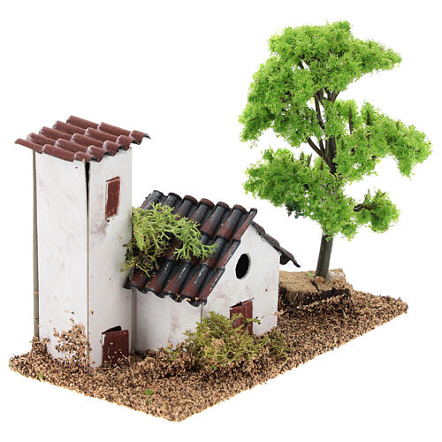 Haus mit Turm und Baum für Krippe, 10x15x10 cm 4