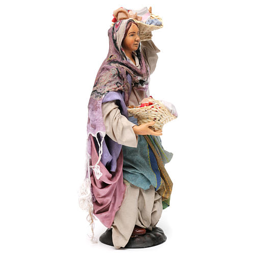 Donna con cesti di panni per presepe Napoli stile 700 di 30 cm 4