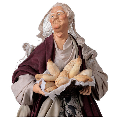 Donna con cesto di pane per presepe Napoli stile 700 di 30 cm 2