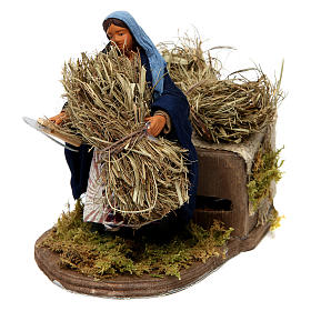Moving woman with sickle and hay Neapolitan Nativity Scene 12 cm