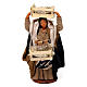 Mujer con cajas de madera y botellas de vidrio para belén Nápoles de 12 cm de altura media s1