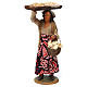 Mulher com cesta de pão para presépio napolitano com peças de 30 cm de altura média s1