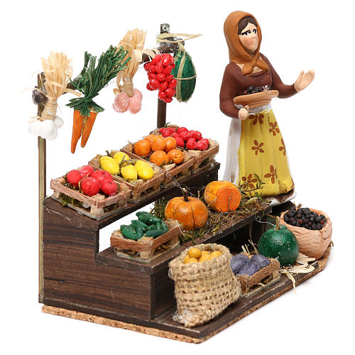 Donna con banco di frutta e verdura presepe napoletano 8 cm 3