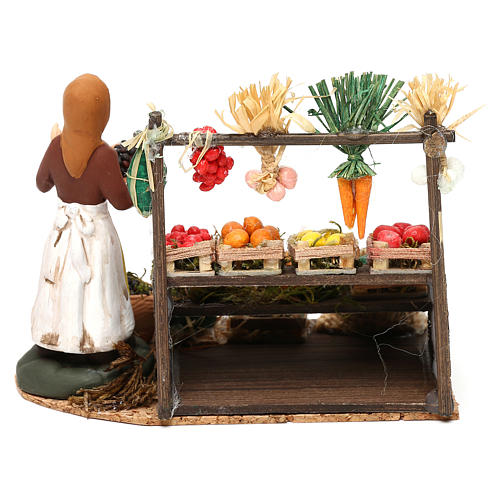 Mulher com banca frutos e legumes para presépio napolitano com peças de 8 cm altura média 4