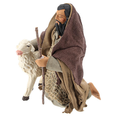 Pastor árabe de joelhos com ovelha para presépio com figuras de 14 cm de altura média 3