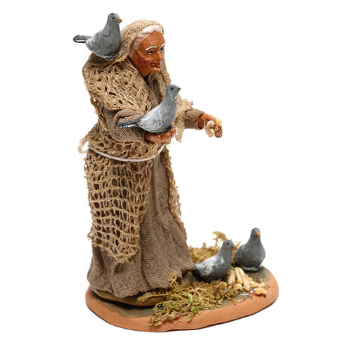 Old lady with doves for Neapolitan Nativity Scene with 10 cm characters 3