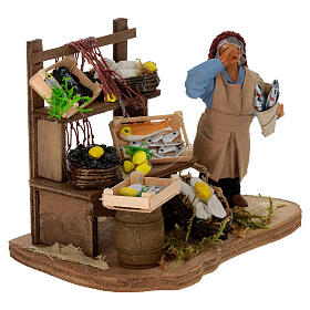 Fisherman with fish counter of 10x10x10 cm for Neapolitan Nativity Scene of 10 cm