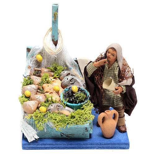 Fisherman with fish counter of 10x10x10 cm for Neapolitan Nativity Scene of 10 cm 1