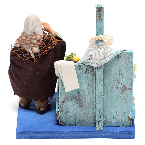 Fisherman with fish counter of 10x10x10 cm for Neapolitan Nativity Scene of 10 cm 4