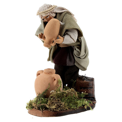 Nosiciel wody z amforą – figurka z terakoty do szopki neapolitańskiej 8 cm 2