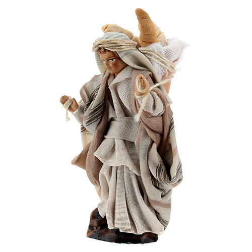 Boy carrying bread 8 cm Neapolitan nativity figurine 2