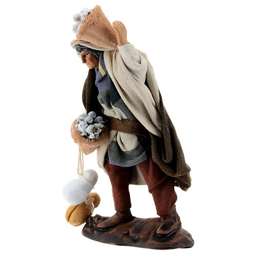 Mężczyzna noszący sery i ricottę, figurka z terakoty, 12cm 3