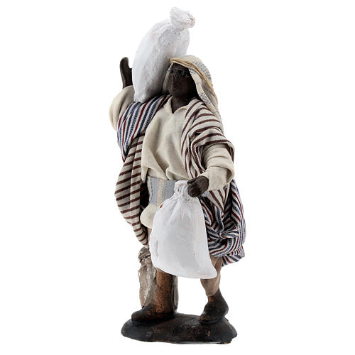 Figurka mężczyzny o ciemnej karnacji z workiem, terakota, szopka neapolitańska, 12 cm 3