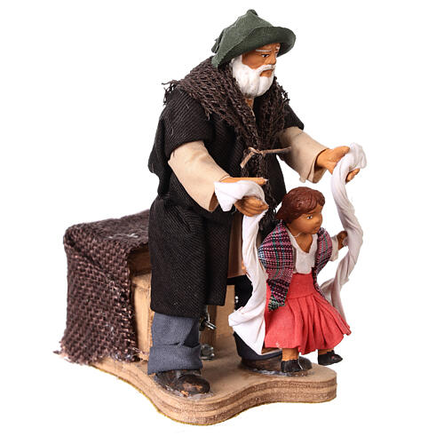 Animated man with little girl, Neapolitan Nativity Scene, 12 cm 3
