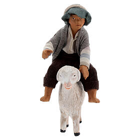 Garçon sur mouton crèche Naples 13 cm