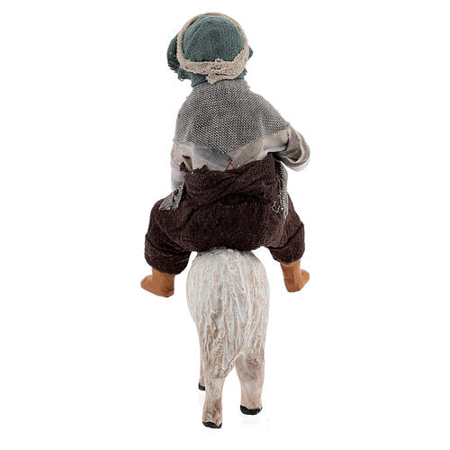 Criança jogando com ovelha para presépio napolitano com figuras de altura média 13 cm 4