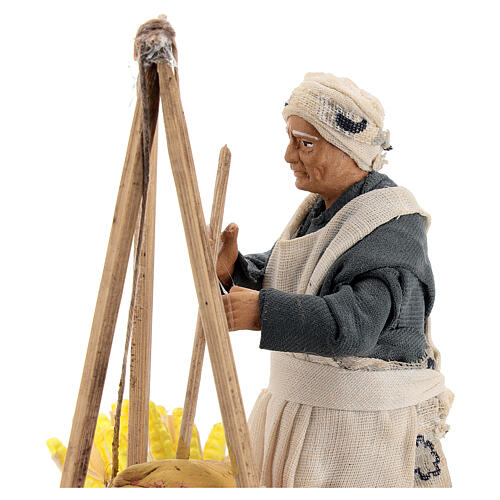 Mujer que cocina polenta y panojas belén napolitano 15 cm 2