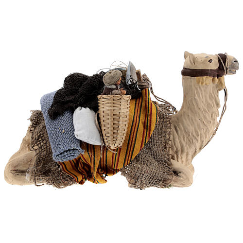 Camello con cesta niño Nápoles 15 cm 1