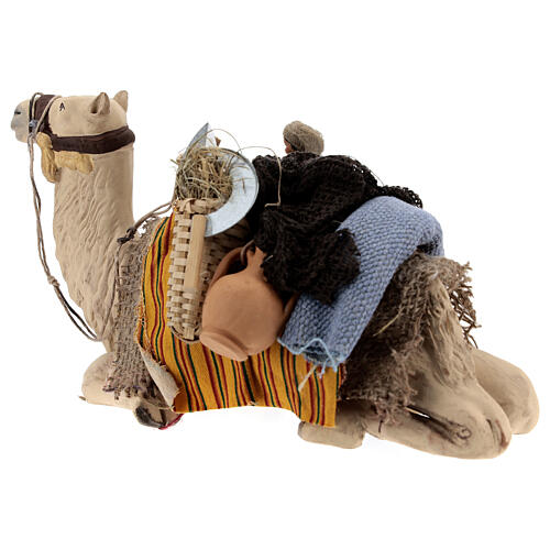 Camello con cesta niño Nápoles 15 cm 5