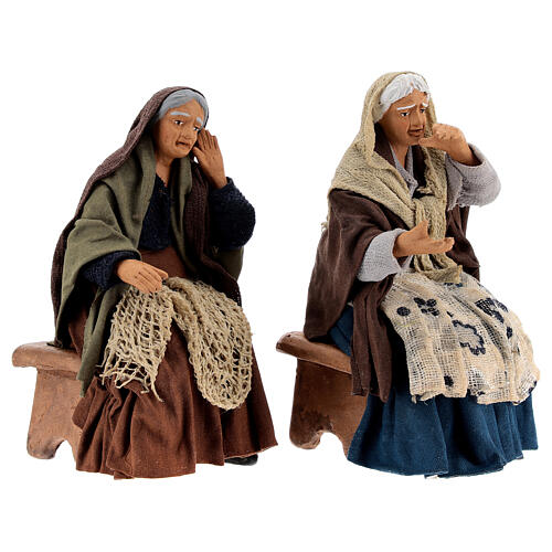Mulheres idosas fofocando personagens para presépio napolitano com figuras de altura média 13 cm 5