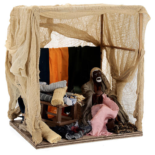 Scena ze sprzedawcą tkanin pod zasłoną, ruchoma figurka do szopki z Neapolu 14 cm 3