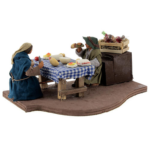 Animated couple dining Neapolitan Nativity Scene with standing figurines of 10 cm 3